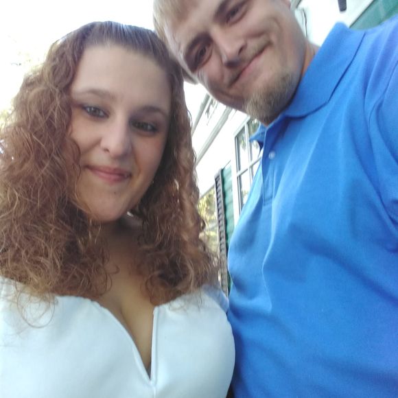 Meet your Posher, Taylor - Picture 1 of 1